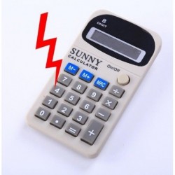 Broma calculadora calambre descarga electrica